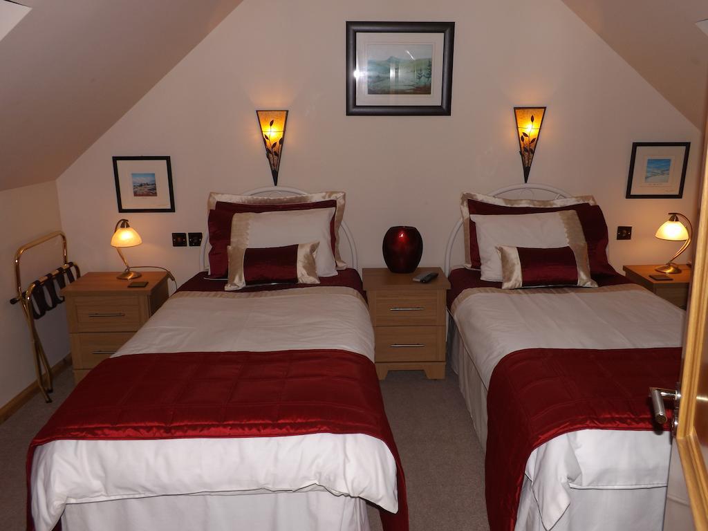Castleview Bed & Breakfast Dufftown Exterior photo